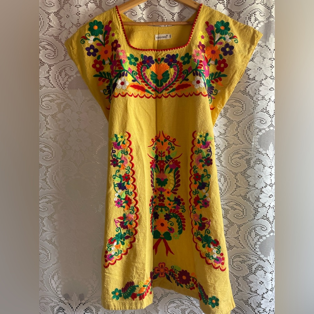 Embroidered Yellow Mini Dress with Floral Motif